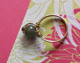 Vintage Jade Ring, Gemstone Sphere: Golden Spiral Setting, Size 6 Band | Gift Boxed