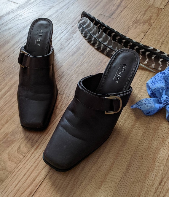 Liz claiborne mules clearance