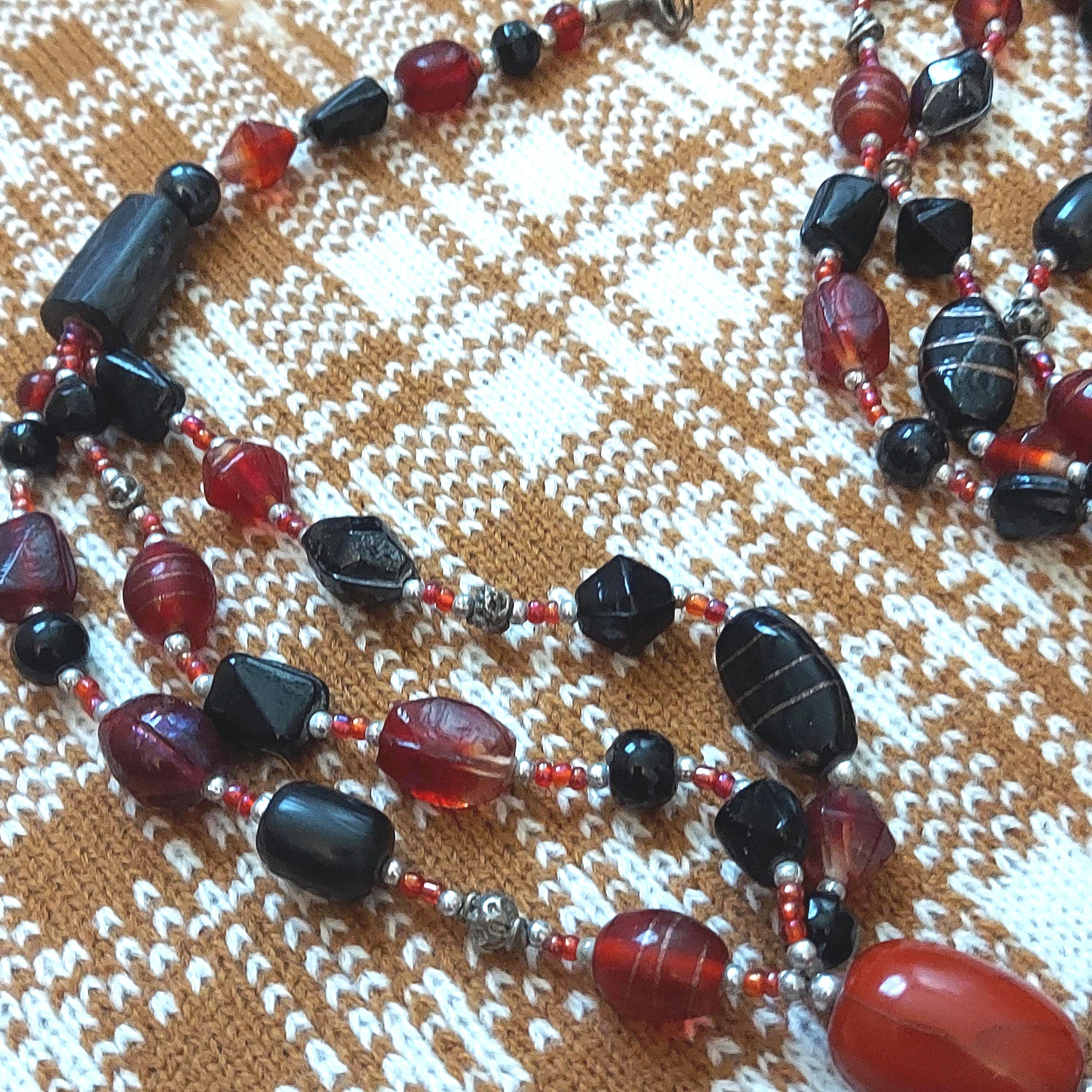 Collier Vintage Africaniste En Corne - Années 60 - Style Ethnique Et Bohème