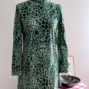 60s Lord & Taylor Mini Dress: Psychedelic Green Print, Cowl Neck - Size S