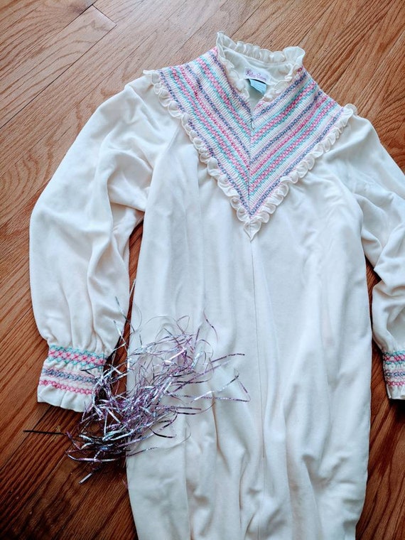 SMOCKED EGGNOG Victorian Night Gown (M) | 1970's E
