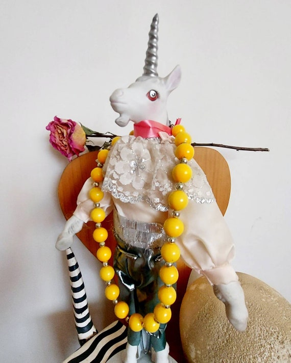 Vintage Yellow Beads 19" Necklace | 1960s MOD Col… - image 3