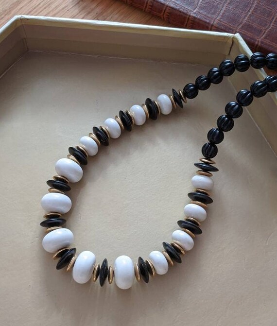 Black White Beads, Tailored Statement | 80's Clas… - image 8