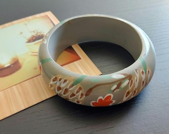 Vintage 1970s Painted Wood Bangle: Earthy Floral Design