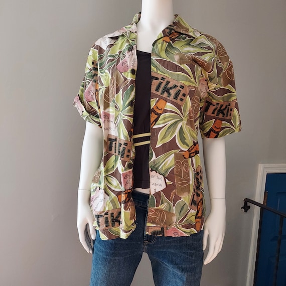 Tiki Shirt, Coconut Buttons | Size M/L Chest 42 I… - image 10
