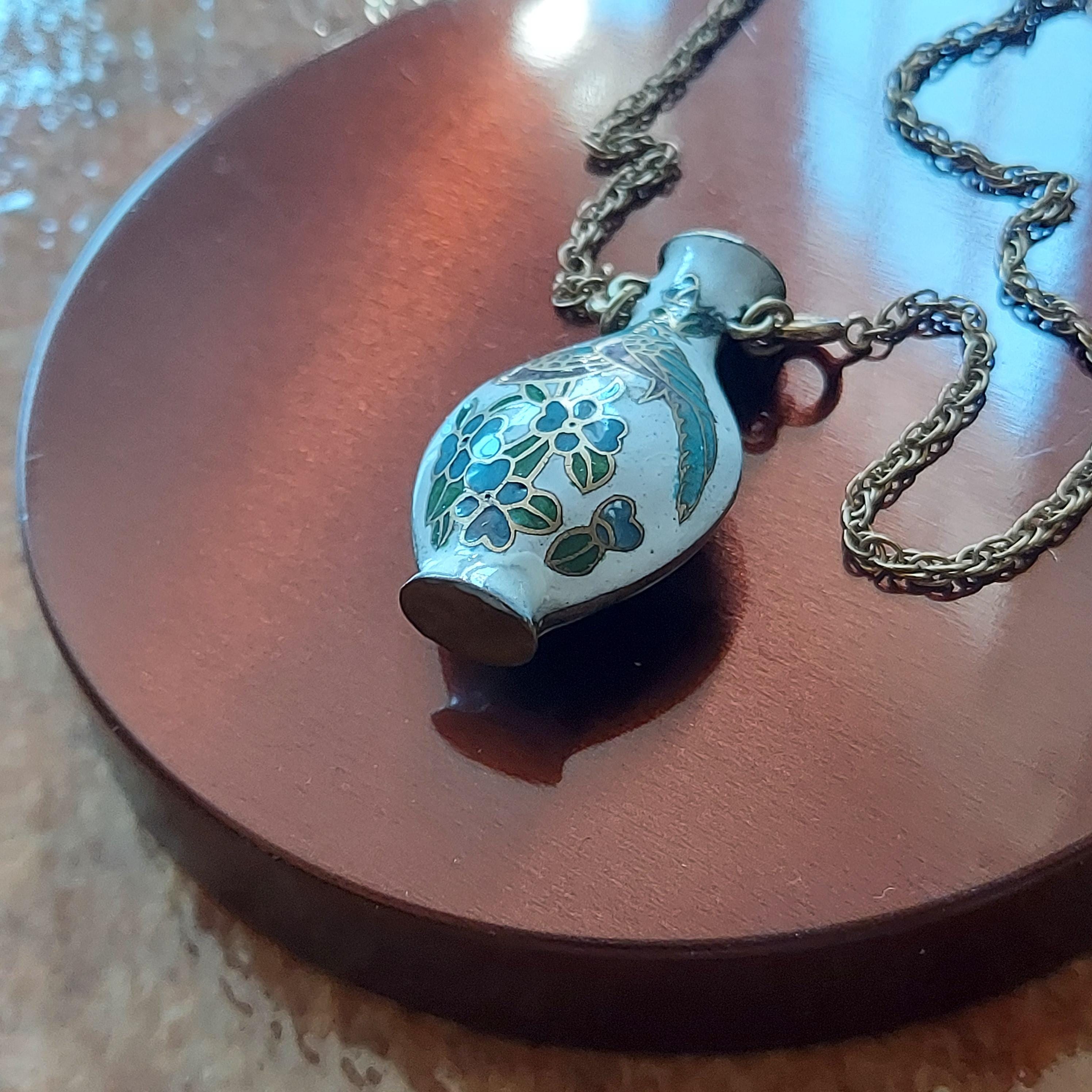 1970s Enamel Pendant - Etsy