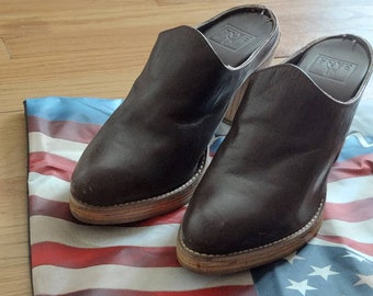 Vintage Frye Clogs, Tobacco Brown Leather, Wooden Block Heel | Womens Size 8.5 | Original FRYE Brand, Made In USA