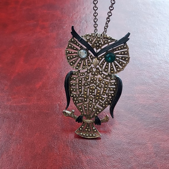 Ormolu Owl Medallion, Gold-Studded | MCM 1960s Gi… - image 7