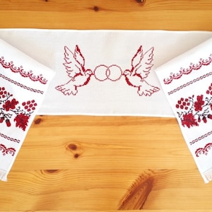 Ukrainian embroidered towel with wedding doves, rushnyk, handmade