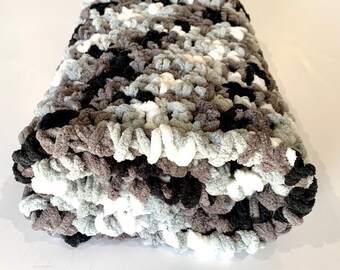Black Gray Baby Blanket, Crochet Baby Blanket, Black Baby Blanket, Baby Boy Blanket, Photo Prop, Car Seat Blanket, Gender Neutral