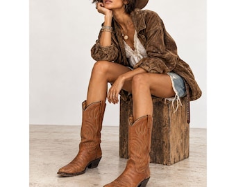 Vintage Nocona cowboylaarzen voor heren, maat 8.5DD, bruin leer, westernstijl, gemaakt in de VS.