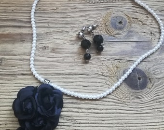 Perlenset: Kette & Ohrhänger "Rose, Trachtenkette, Dirndlkette