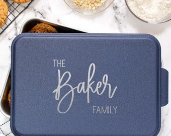 Custom Engraved Aluminum Cake Pan with Lid, Personalized Baking Gift for Her