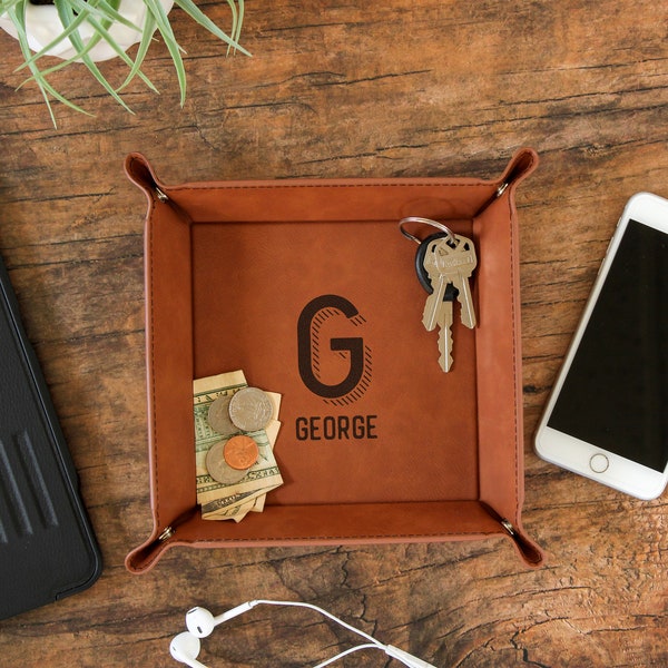 Leather Valet tray, Catch all tray, Personalized Gift for him, Monogram Dice Tray, Dump Tray, Desk Caddy, Snap Tray, Coin Tray, Gift For Men