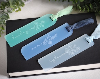 Personalized Bookmark, Birthflower gift, Acrylic Birth month flower Bookmark, Cute Bookmark for Women