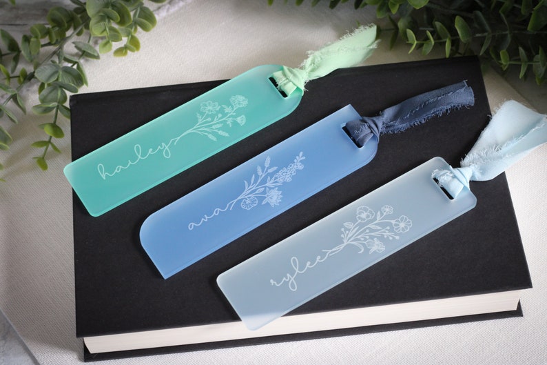 Personalized Bookmark, Custom Bookmark, Aesthetic Floral Bookmark, Cute Bookmark for Women, Acrylic Bookmark, book marks image 7