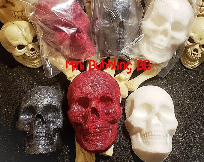 Skull Bath Bomb Pack – Luxury Handcrafted Calavera Spa Gift, Handcrafted Gothic Skeleton Treats, Spooky Birthday Party Favors