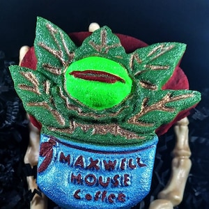 Spooky Plant Bath Bomb,  Horror Bath Bomb, Halloween Bath Bomb, Gothic Bath Bomb, Christmas Gift, Stocking gift, Flytrap Horror Plant