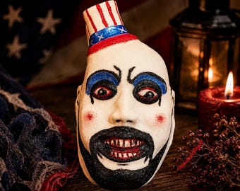 Horror Clown Bath Bomb – Luxury Retro Circus Slasher Spa Gift, Handcrafted Creepy Villain Treats, Spooky Cult Movie Favors