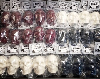 25 Mini Skull Bath Bombs | Wholesale Bath Bombs | Gothmas Favors | Bulk Bath Bombs | Gothic Wedding Favors | New Year Favors | Birthday Gift