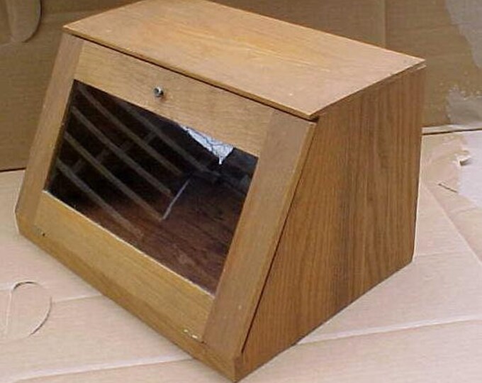 Vintage Wooden Bread Box Display Case Food Storage Wood Bread Box