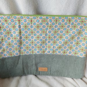 Laptop bag cord meets Tilda sleeve for 14 and 15 inch notebooks, cute quilted sleeve, sewn with zipper, sage green