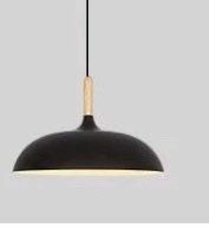 Lámpara nórdica escandinava en blanco y negro, fabricada en metal y madera, lámpara colgante danesa, lámpara de techo moderna, lámpara sueca. imagen 6
