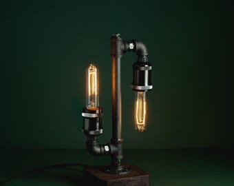 Lampa biurkowa steampunk, lampa rurowa, lampa rurowa Edisona, oświetlenie przemysłowe, lampa biurkowa z elementami wyposażenia restauracyjnego, lampa rurowa gazowa, prezent świąteczny