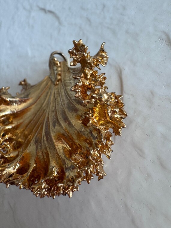 Estate 24K Gold Dipped Natural Kale Leaf Pendant - image 2