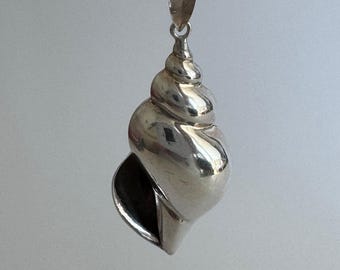 Estate Vintage AI Signed Sterling Silver Large Conch Shell Pendant