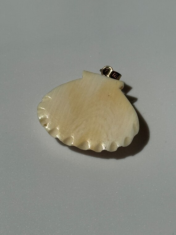 Vintage Estate Handcarved 14k Gold Seashell Neckl… - image 4