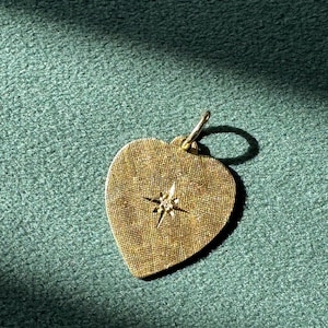 Vintage 1977 14K Gold Heart Charm