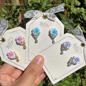 Valentine&#39;s day rose flower with Rhinstones crochet stud earrings/Microcrochet/love gift/Knitting handmade jewelry/Ready to Ship from US