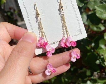 Pink ombre 3 petal simple flower cluster crochet dangle earrings/Microcrochet/14k gold/gift for her/Knitting handmade jewelry