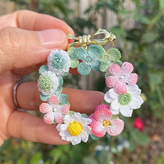 Crochet brooches deals