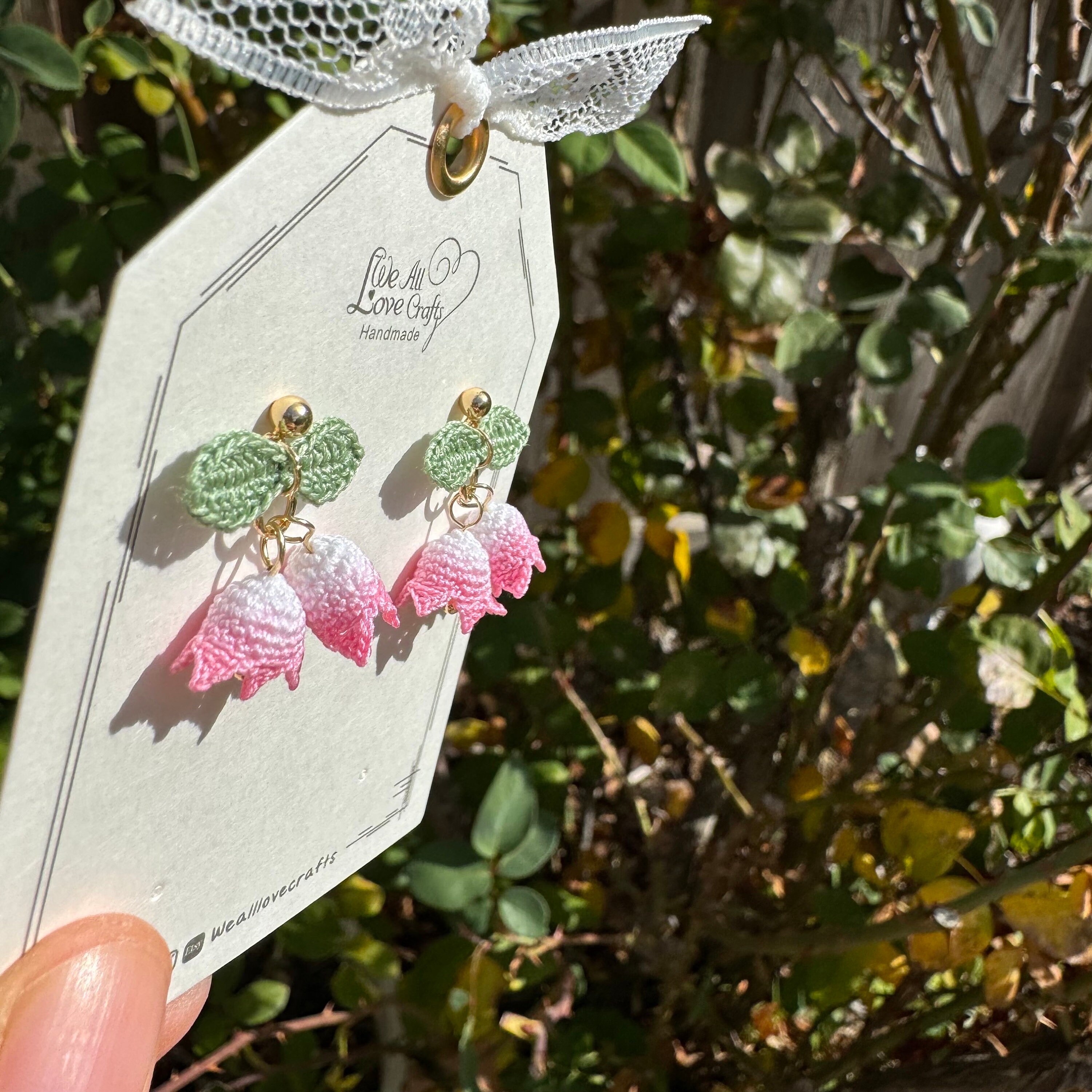 限定1点◍No.64 ＊handmade＊earring ◍ Lily of the Valley Bell Shaped Pink Flower With Pearls Crochet