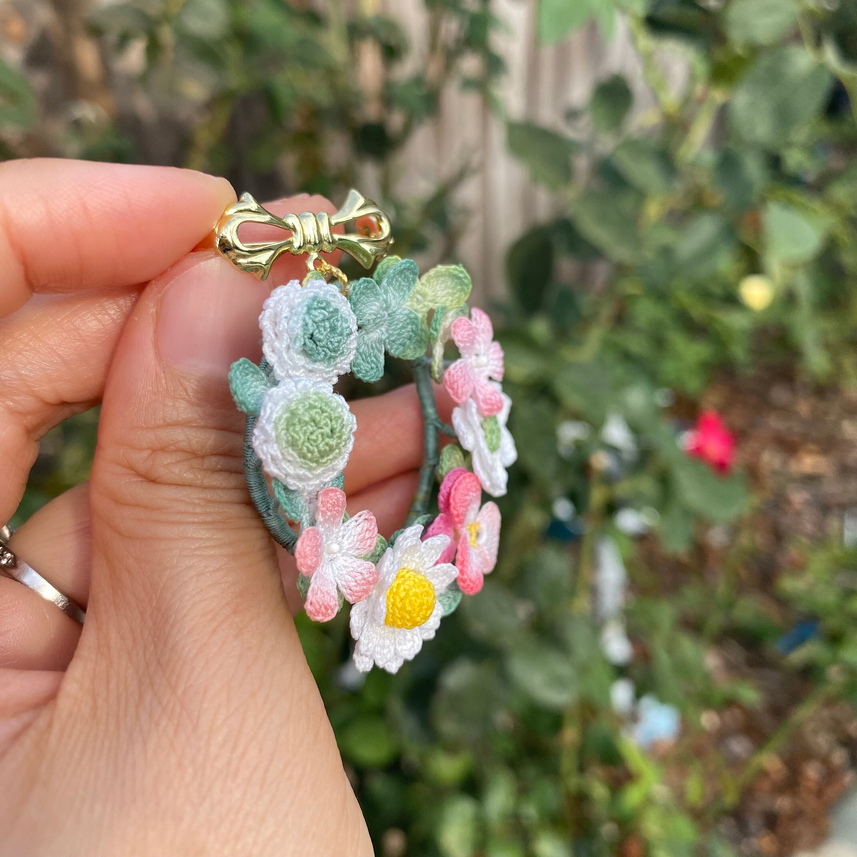 Pastel Delicate Flower Wreath Crochet Brooch/micro Crochet 