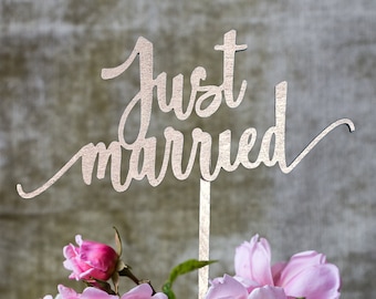 Just Married Wedding Cake Topper // Wedding Dessert Table Sign
