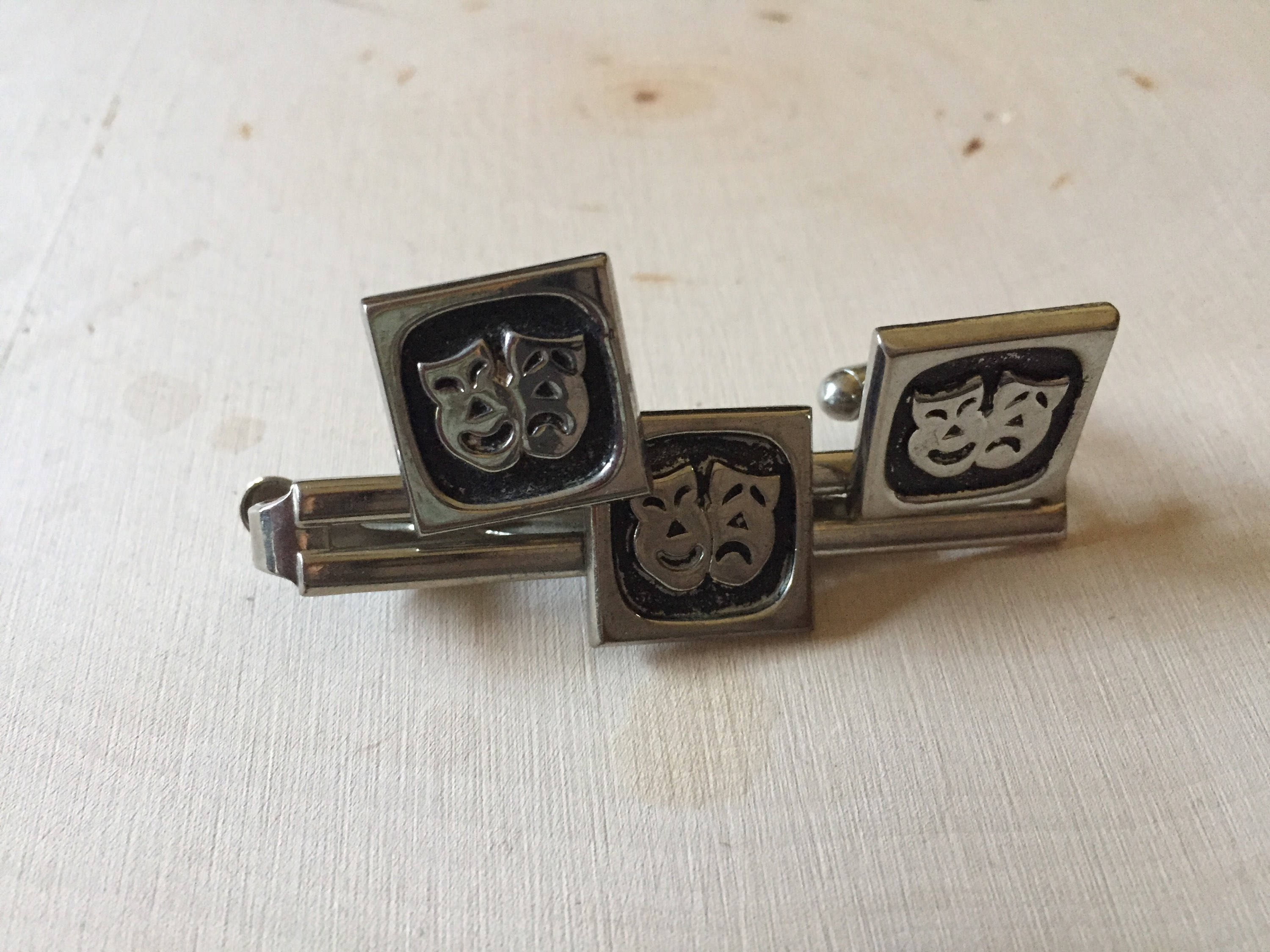Boutons De Manchette Et Fermoir à Cravate Style Théâtre Comédie/tragédie Par Swank - Occasion