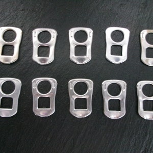 10 pièces capsules de canettes a soda avec styles différents Variations. image 4