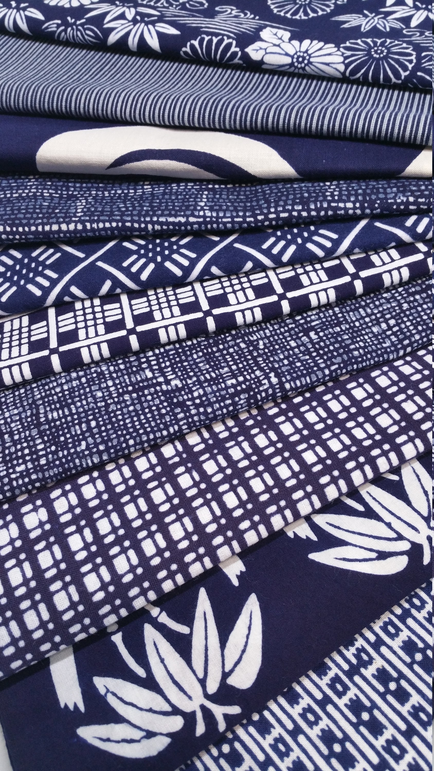 Japanese Vintage Cotton Yukata Scrap Bundle Lot 10 Indigo And