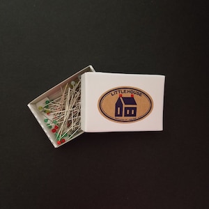 Little House Japan glass head pins - refill pack