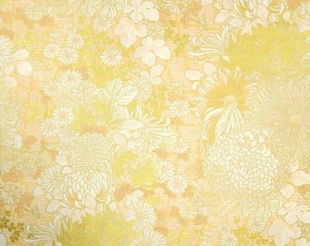 Imperial Collection 18 by Studio RK - white floral mums with gold metallic