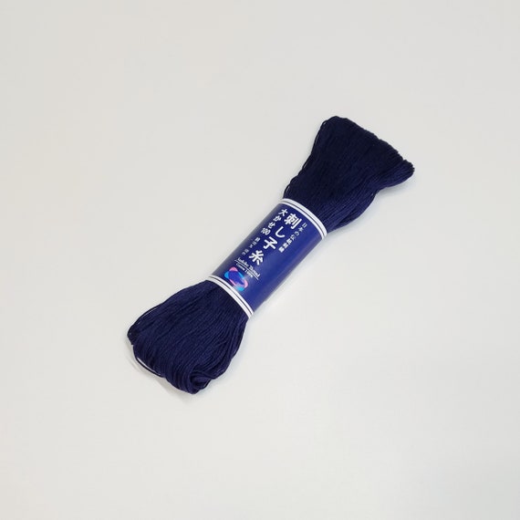 Olympus Sashiko Cotton Thread 103 Navy 100 metres Olympus Sashiko Cotton Thread 103 Navy 100 metres