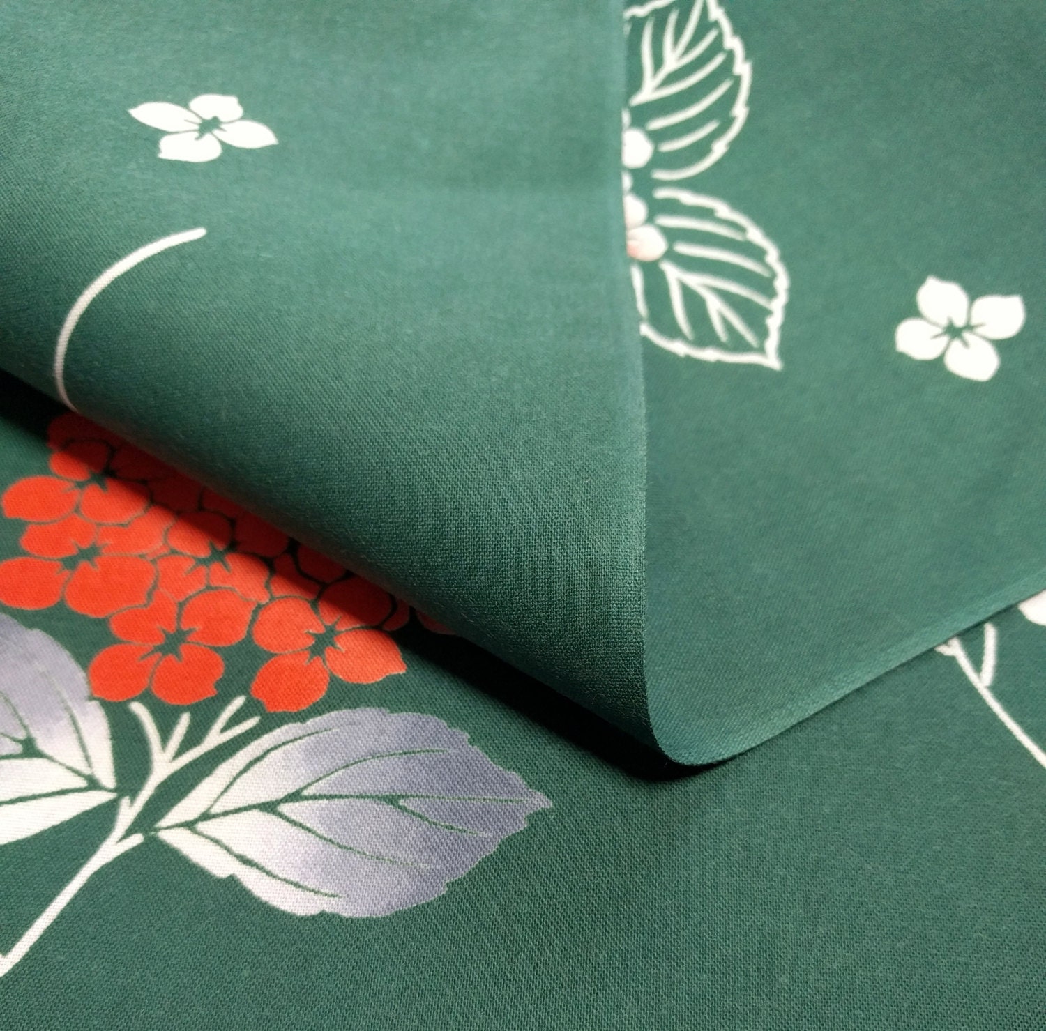 Green cotton yukata fabric with hydrangea flower pattern by the yard