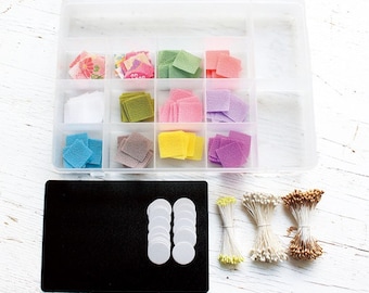 Tsumami Kanzashi kit with 22mm crepe squares - pastel hues