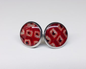 Silver toned stainless steel stud earrings with red and white colored shibori kimono fabric