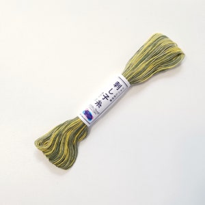 Sashiko-Garn – Kurzfarbig, grün-gelb, Farbe Nr. 95 – 20-Meter-Knäuel