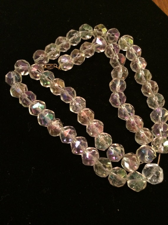 Vintage Aurora Boralis Faceted Glass Bead Necklace