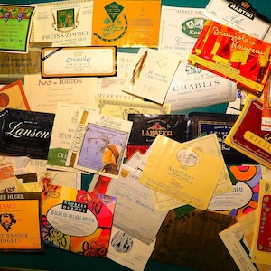 Etichette riciclate per vino e liquori Destash Ephemera per collage, arte alterata e set di tecniche miste di 74 etichette